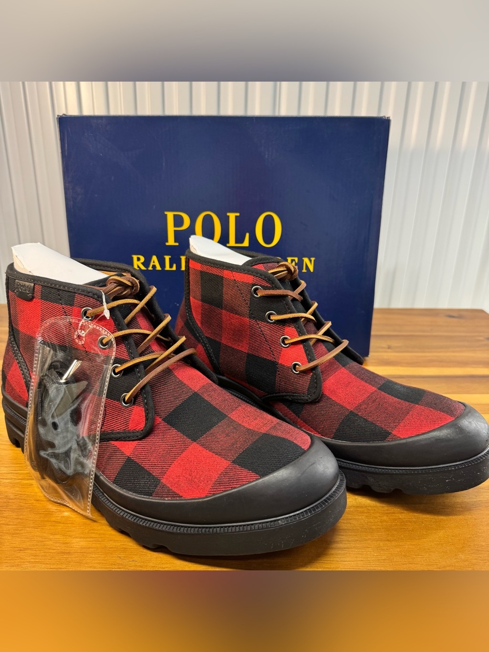 Polo by Ralph Lauren Red & Black Plaid Umar Chukka Boots Men 9.5D